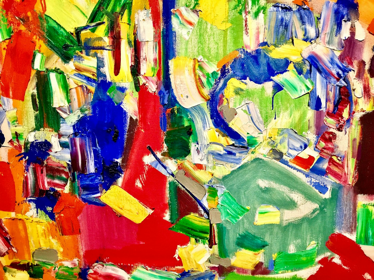 Dipinto a olio astratto con pennellate audaci e materiche di vari colori.